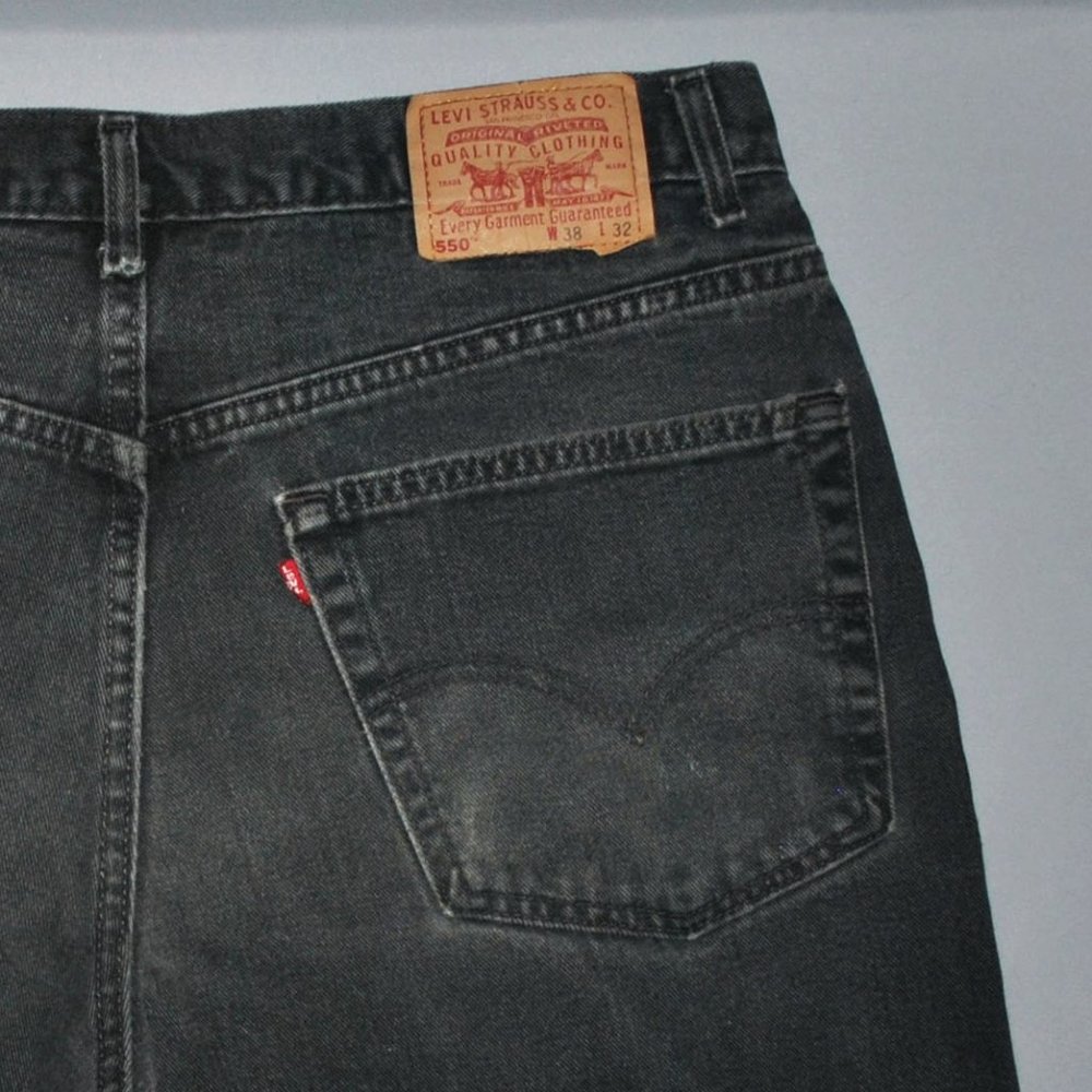 Vintage Levi's 550 Jeans Size 38 Black Relaxed Fit Made In USA - Picture 7 of 12